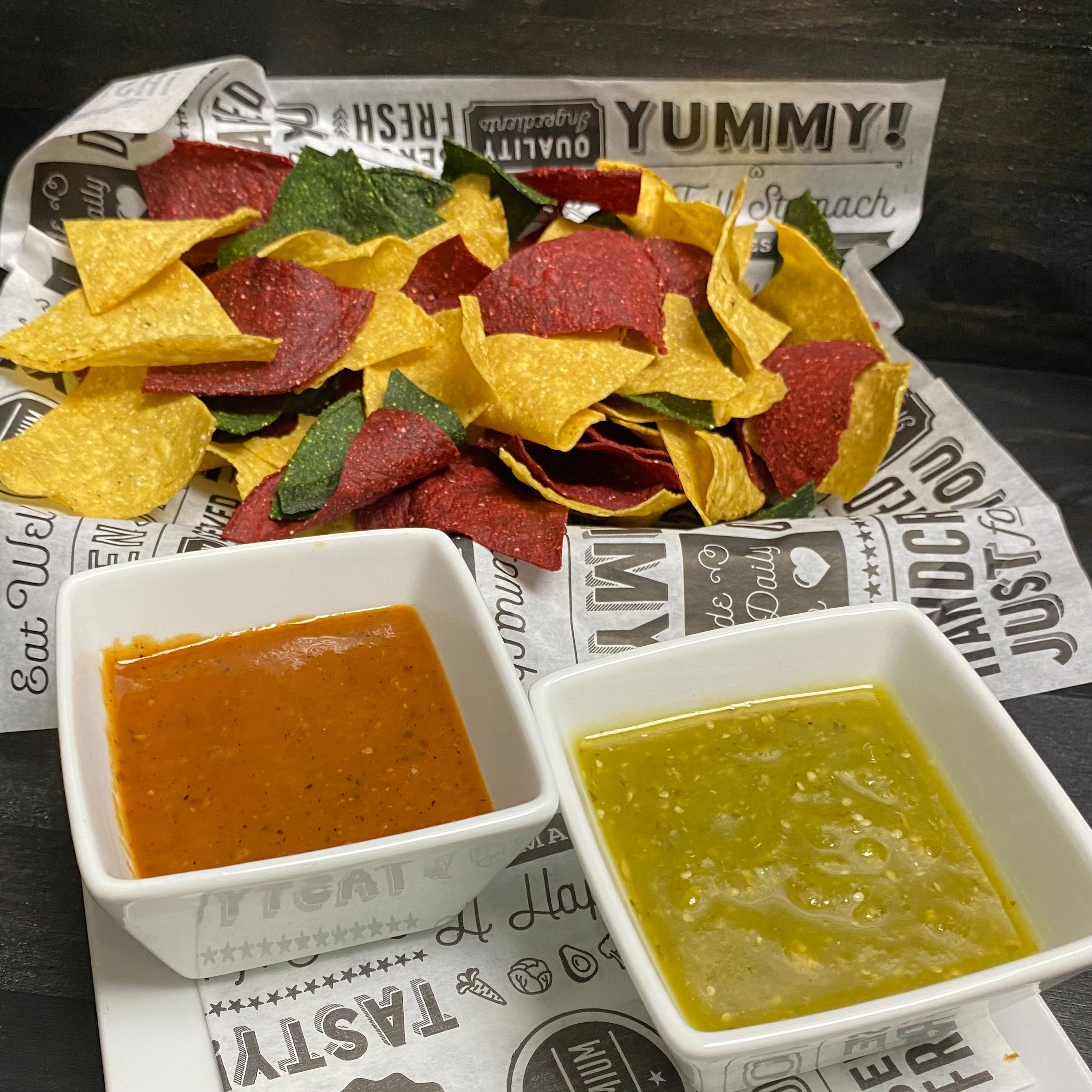 Chips & salsa.