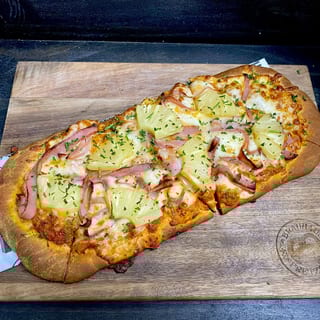 Hawaiian Neapolitan pizza