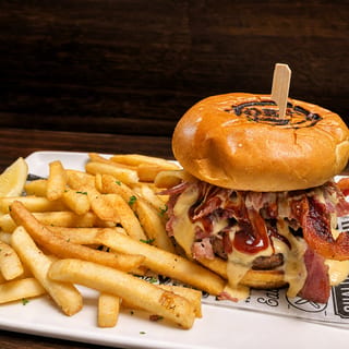 Western Bacon BBQ Burger*
